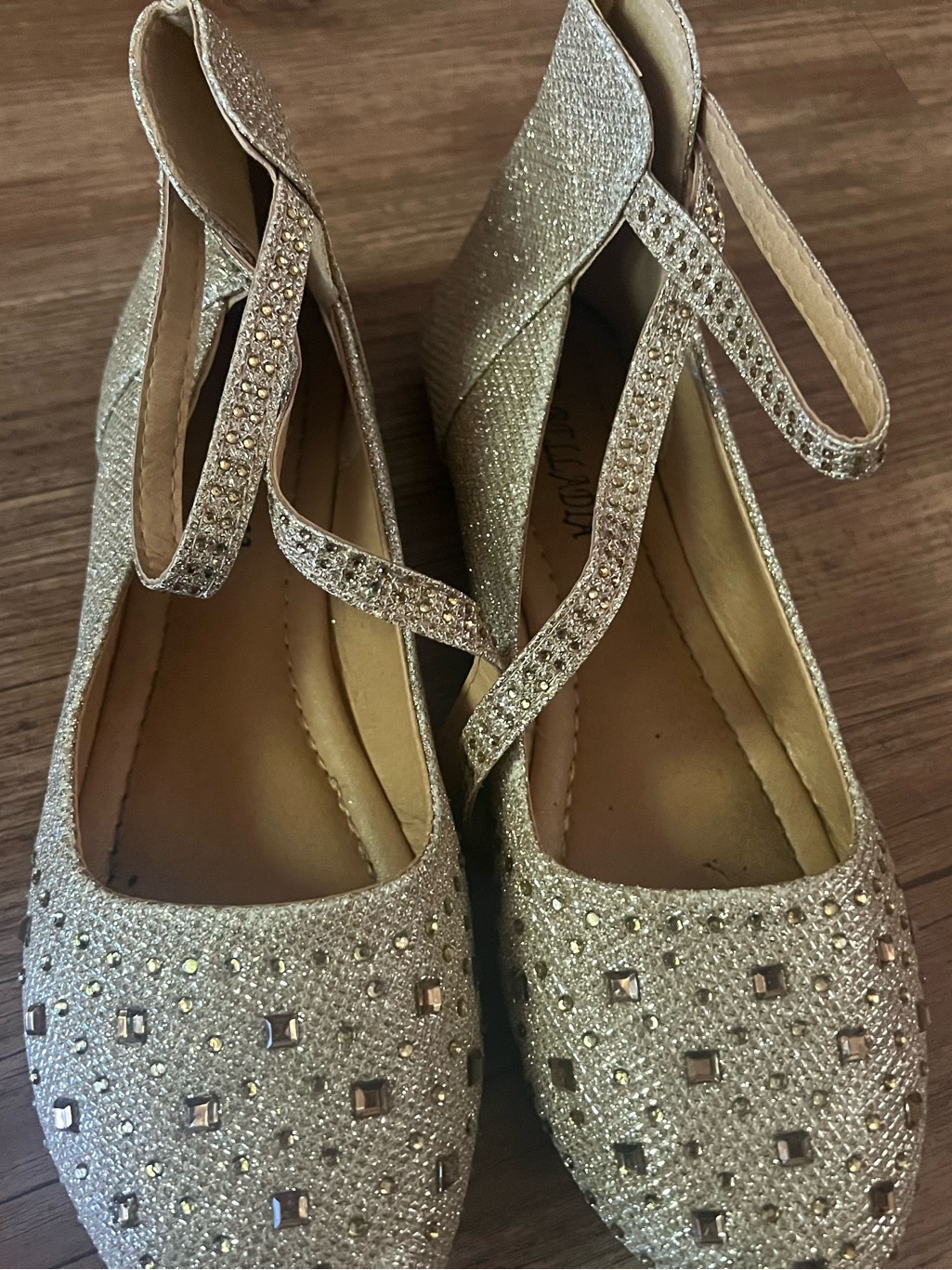 Belladia Shelly Gold Glitter Rhinestone Flats